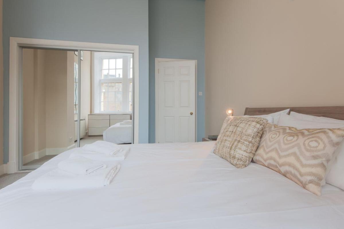 Royal Mile Mansions By Edinburgh City Apartments Екстер'єр фото