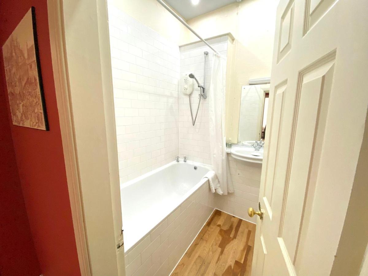 Royal Mile Mansions By Edinburgh City Apartments Екстер'єр фото